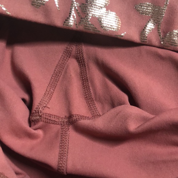 Fabletics Rose Gold Cropped Leggings - Picture 6 of 9